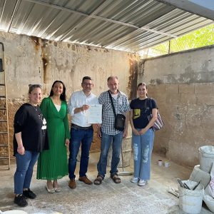 Team Special Olympics Aleppo mit Josef Neumann und Dr. Fida Soubait (gestreifter Pullover)